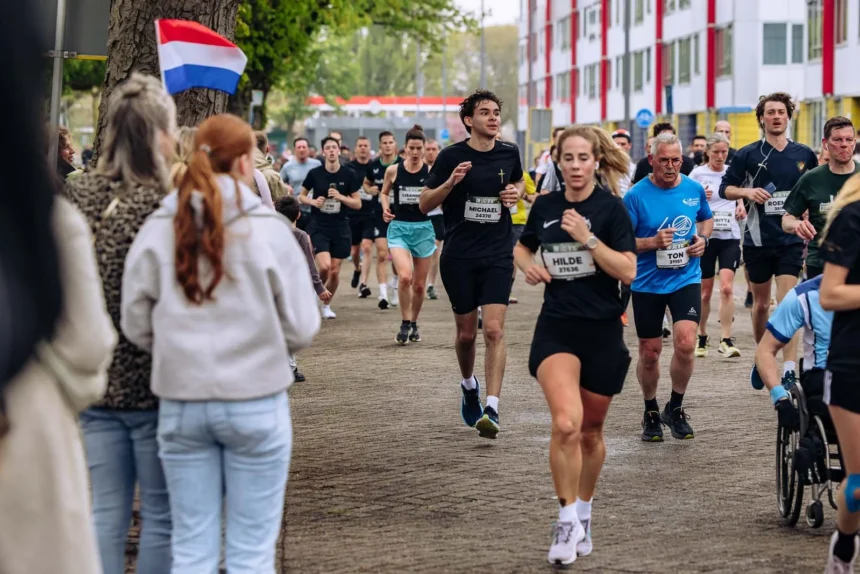 200 cristãos correm Maratona de Roterdã para pregar Jesus: “A verdade, o caminho e a vida”
