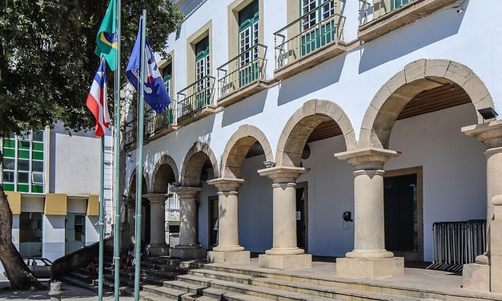 Câmara de Salvador aprova lei contra cristofobia que proíbe símbolos cristãos no carnaval