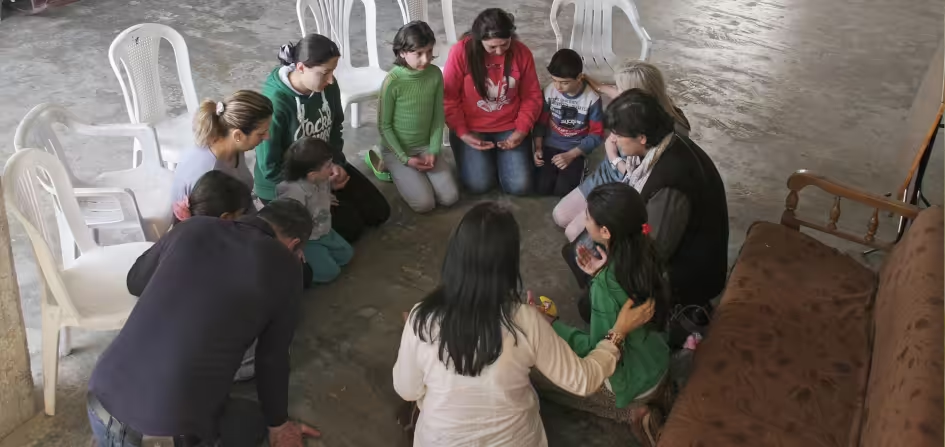 Conflitos e ameaças de extremistas fazem cristãos fugirem na Síria