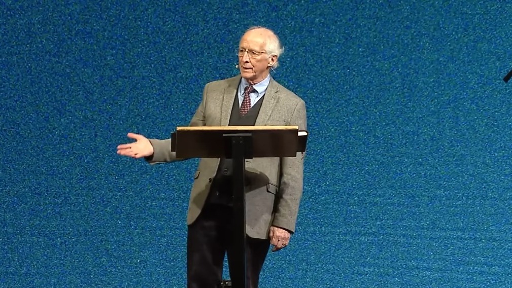 Os cristãos devem se preocupar com aparência física? John Piper responde
