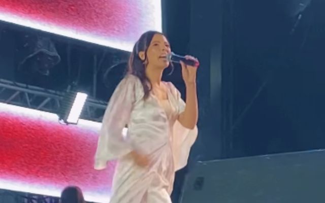 Evento gospel Clamor Brasil reúne fiéis na Vila Belmiro