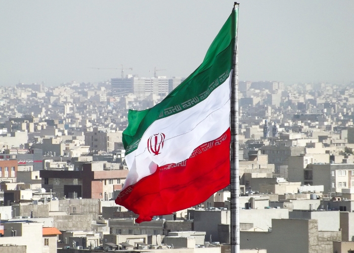 Protestos e crise econômica agravam perseguição a cristãos no Irã