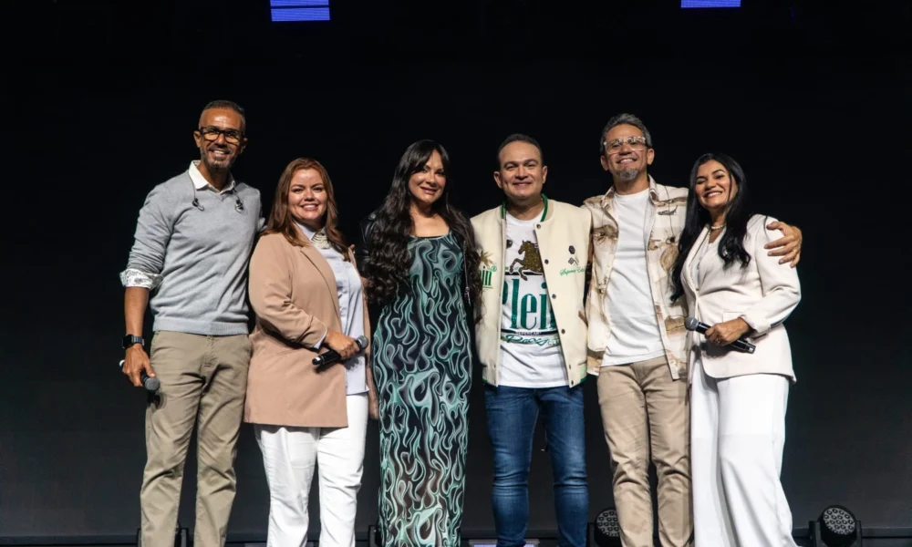 Davi Sacer apresenta seu novo álbum pela Universal Music Christian Group – Salvo Pela Graça