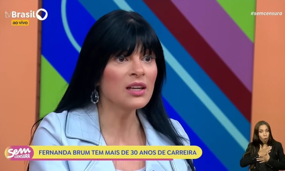 Fernanda Brum é colocada em saia justa ao vivo e defende respeito entre diferentes crenças