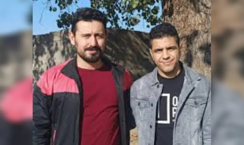 Dois cristãos libertados de prisão após trabalho forçado no Irã