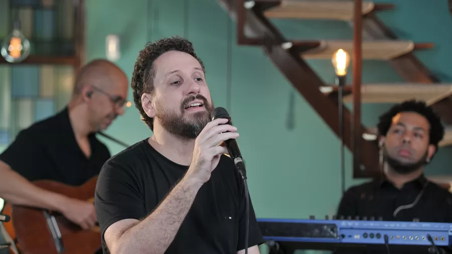 Leonardo Gonçalves conta como apoio à esquerda trancou as portas no Brasil: “Convites não aconteceram mais”