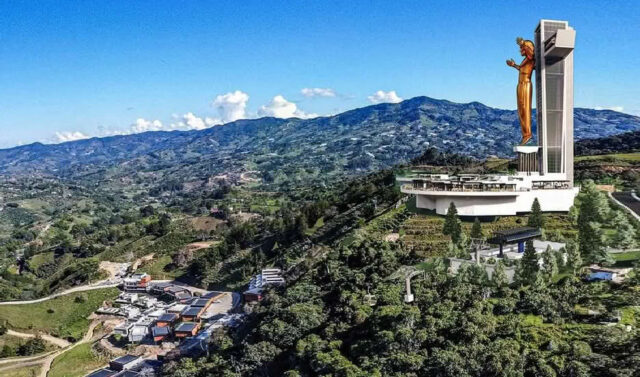 Colômbia começa obra da maior estátua de Jesus do mundo