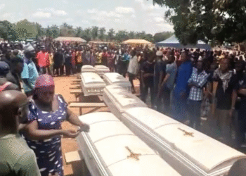Ataques de terroristas deixam ao menos 31 cristãos mortos na Nigéria
