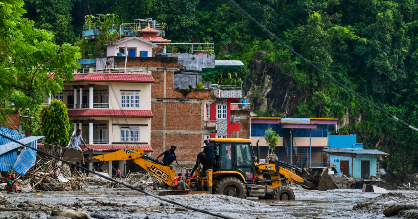 Grupos cristãos enviam ajuda a vítimas de enchentes após avalanche no Nepal