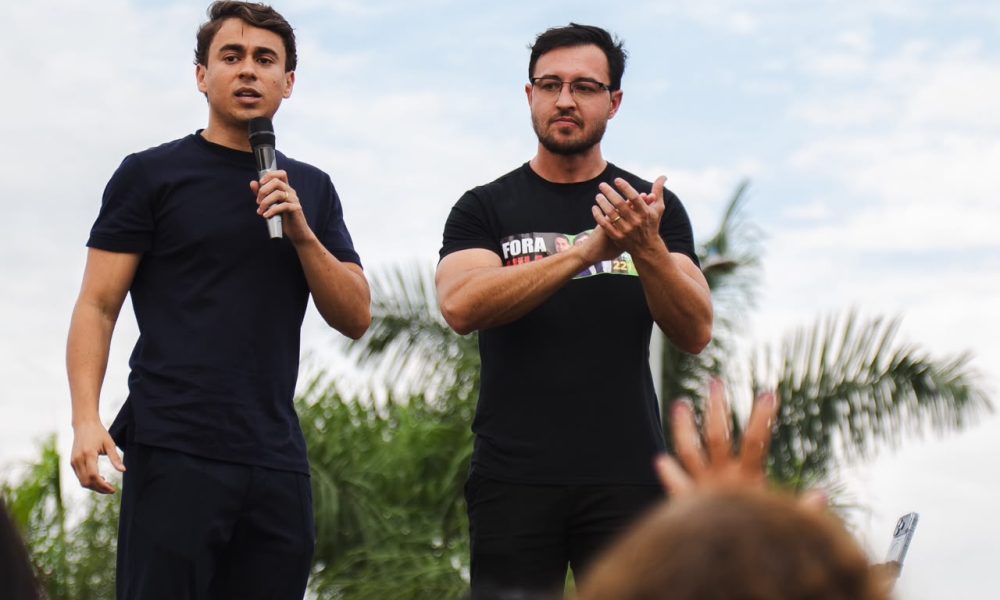 Nikolas Ferreira e Pablo Almeida podem ser os deputados mais votados de MG nessas eleições